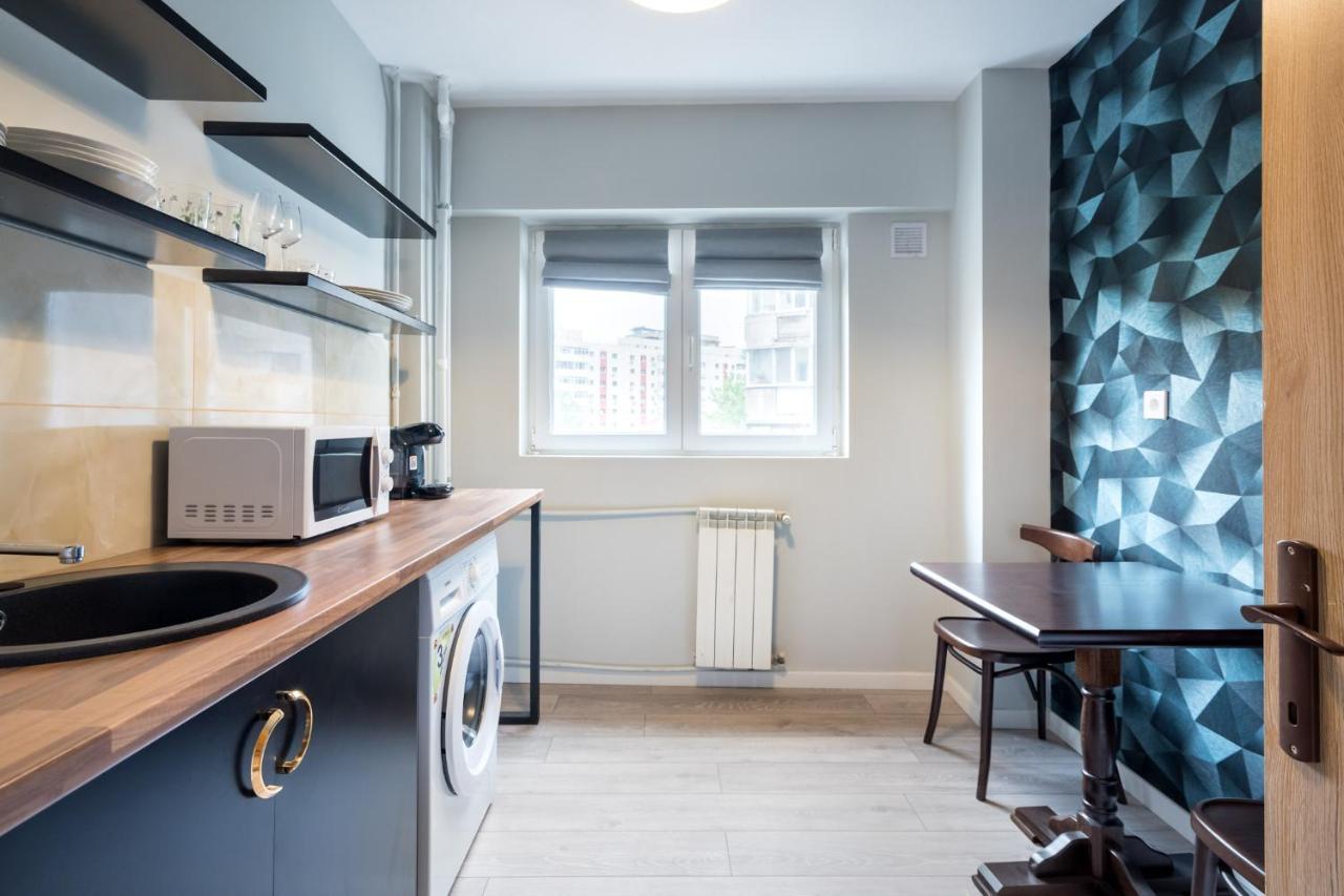 Felicity Apartment By The Park Bucareste Exterior foto